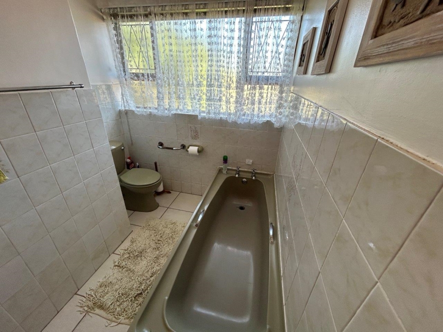 4 Bedroom Property for Sale in Noorsekloof Eastern Cape